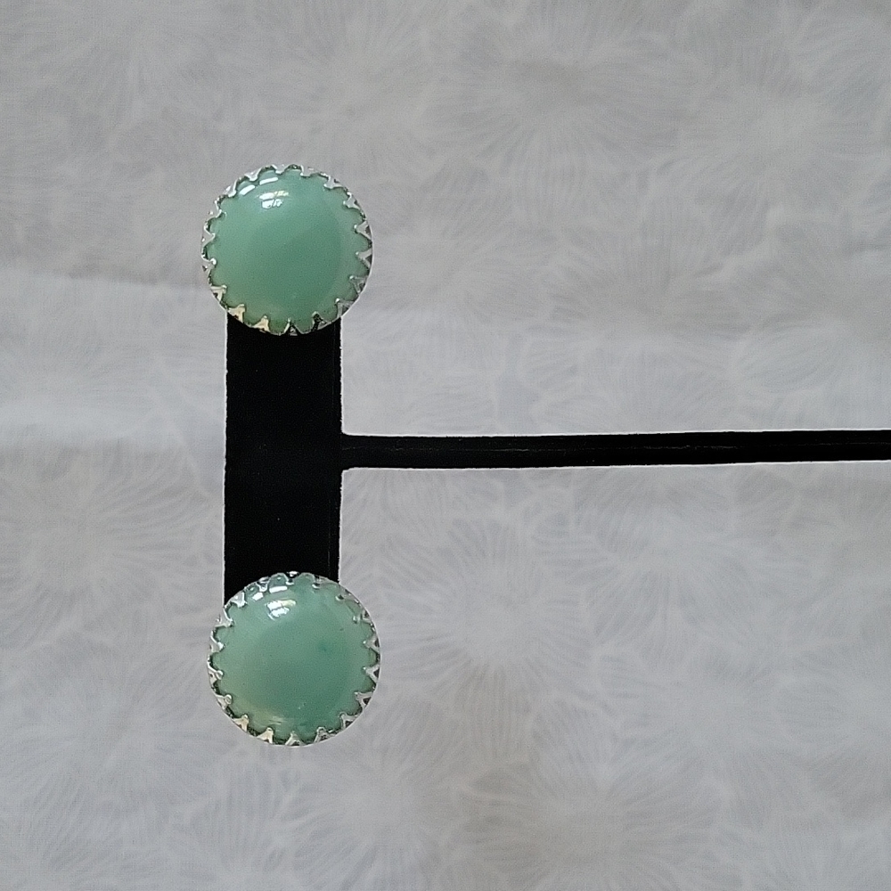 Vintage Caledon Green Clip Earrings
